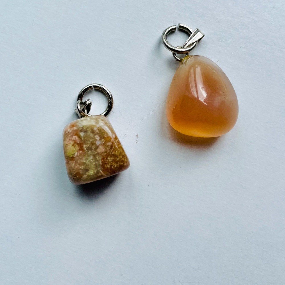 Quartz Stone Pendants/Charms